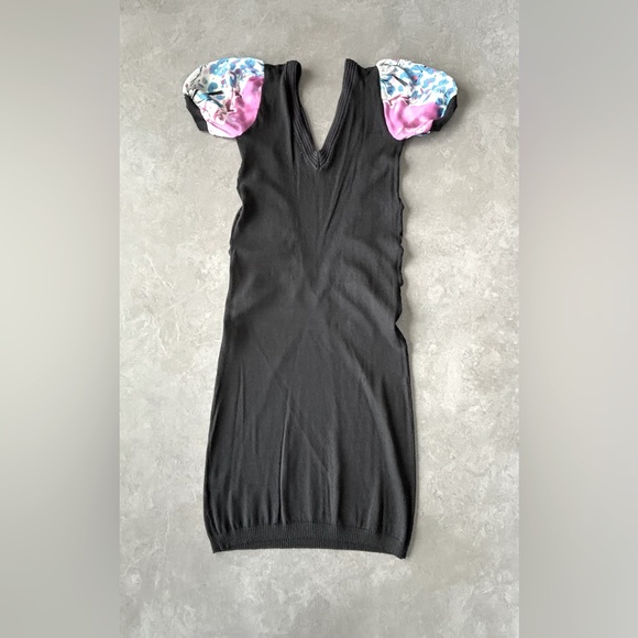 Yuca Paris Women’s Midi Stretchy Knit Black V Neck Bodycon Dress Puff Sleeves S - Picture 7 of 10